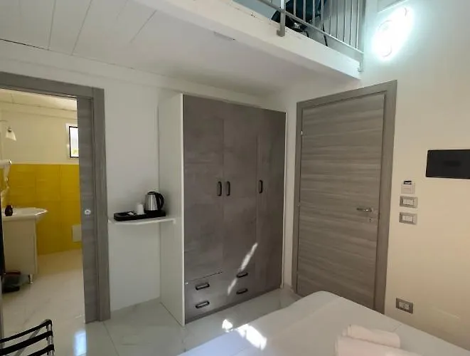 לינה וארוחת בוקר Ciccio_bed אגרופולי